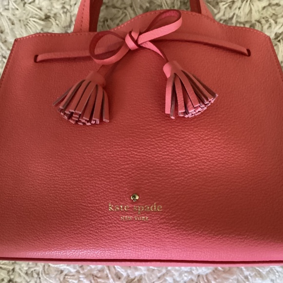 Kate Spade Hayes Street Isobel Small Guava Pink - Picture 4 of 7